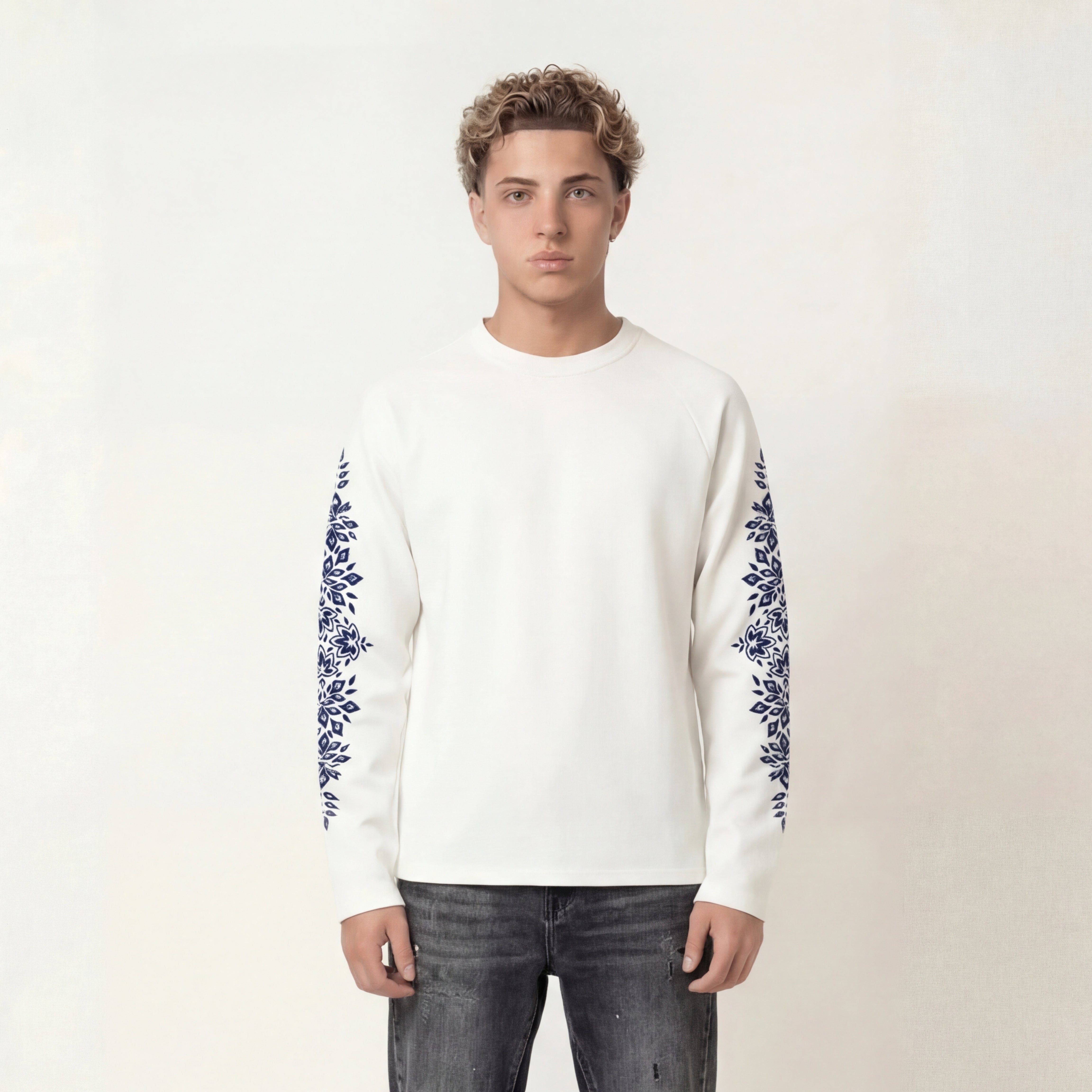 BLOOM MOTIF — LONGSLEEVE