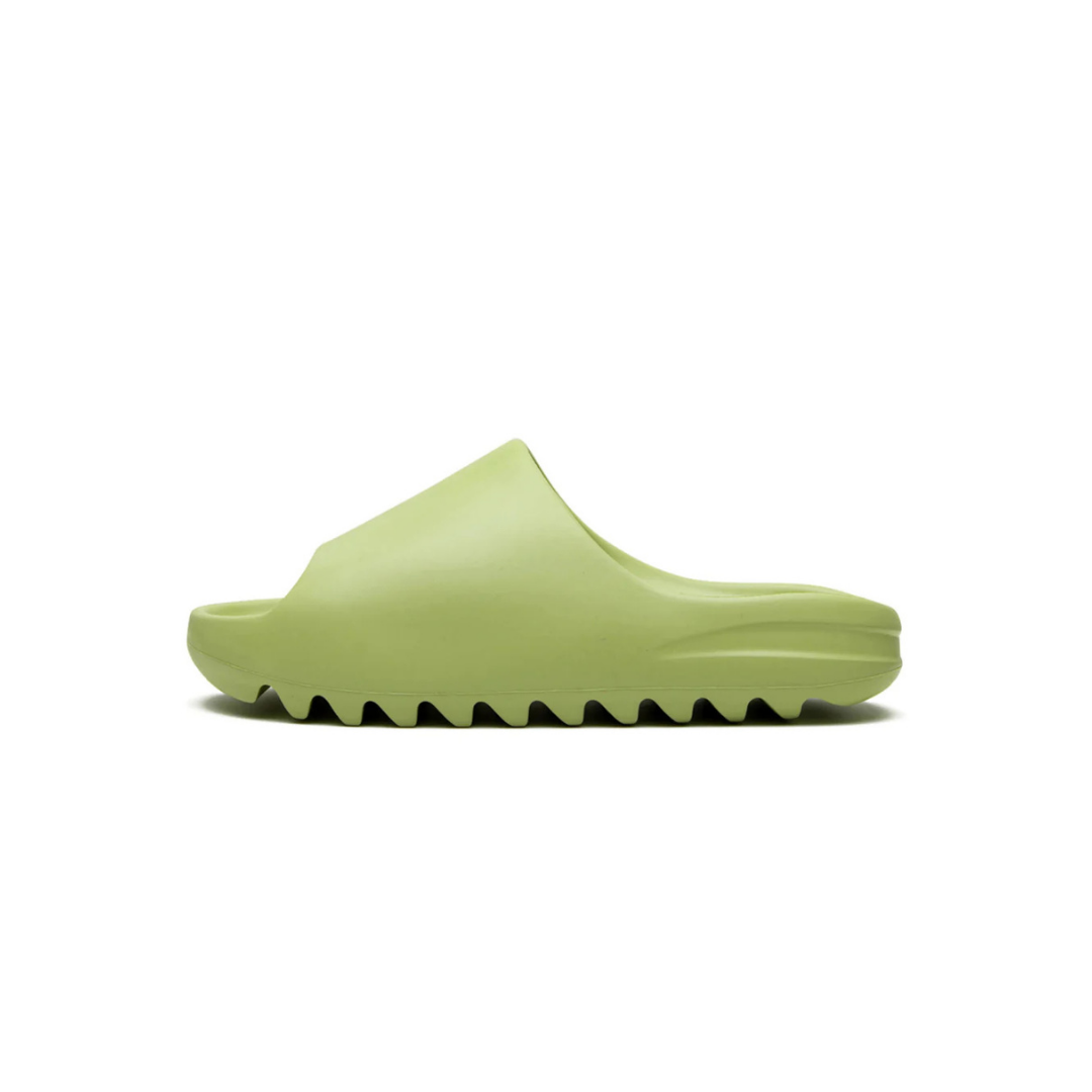 Y | KYRO SLIDES