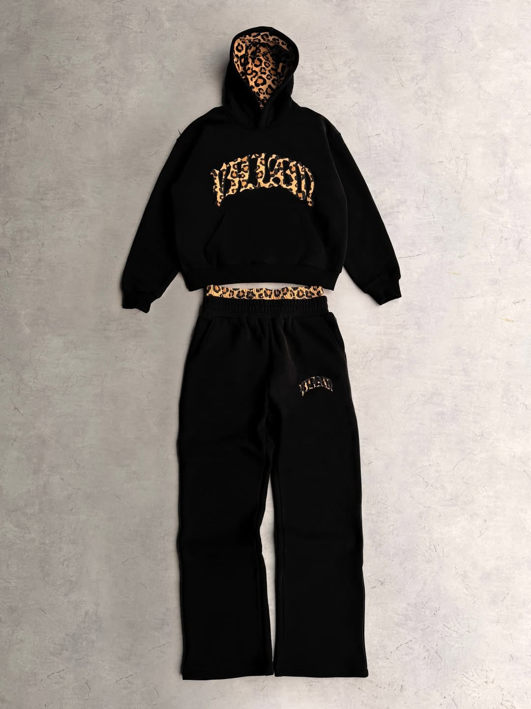 KYRO Clothing Tracksuit (Hoodie & Jogginghose)
