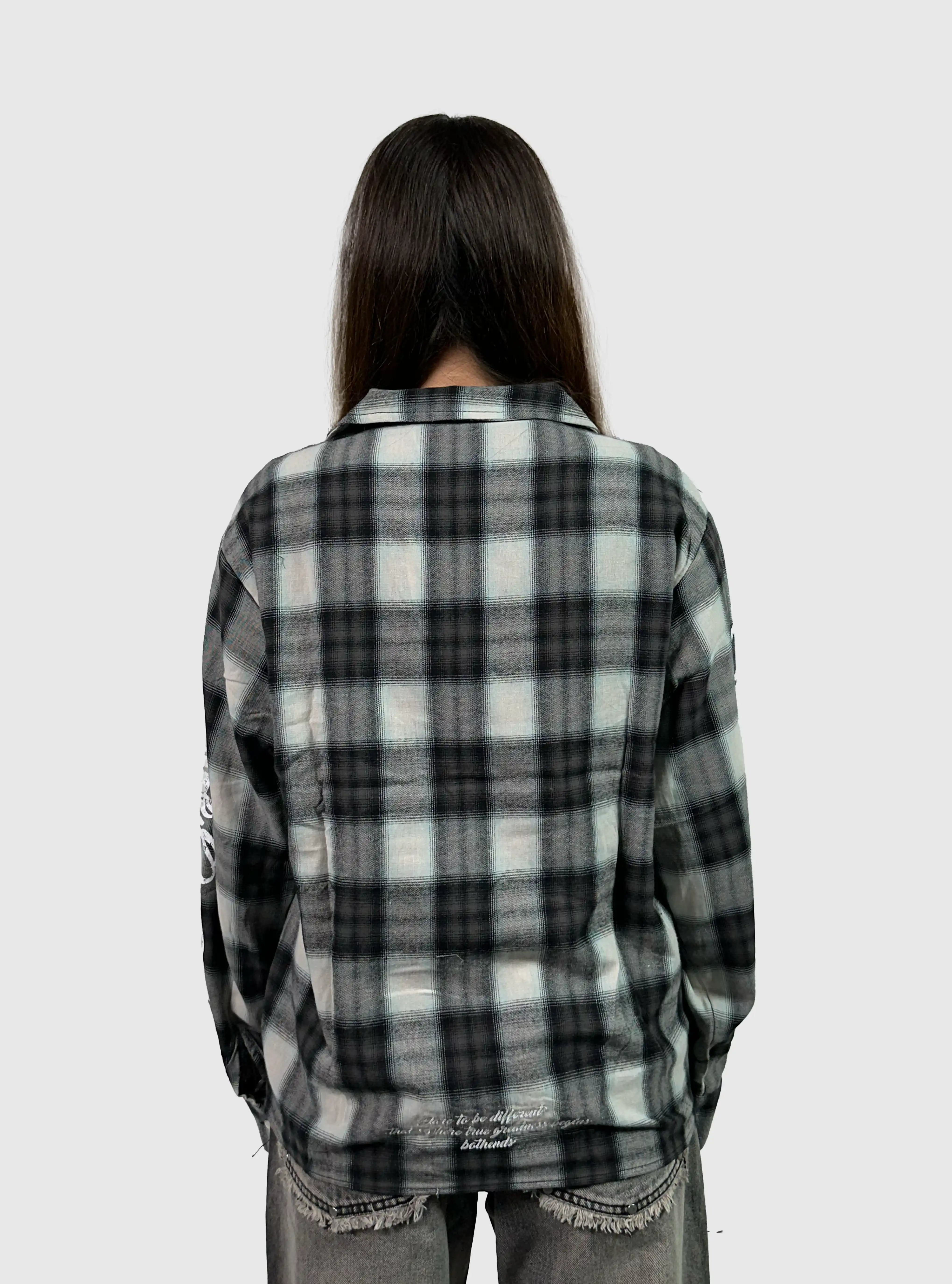 BLACK FLANNEL